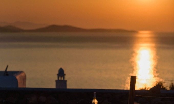 Agios Ioannis Villa | Cycladic Breeze Villa, sunset views, close to Ornos & town center