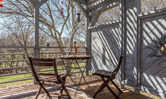 Fredericksburg House | Cyclismo - Suite 3 | Great Backyard