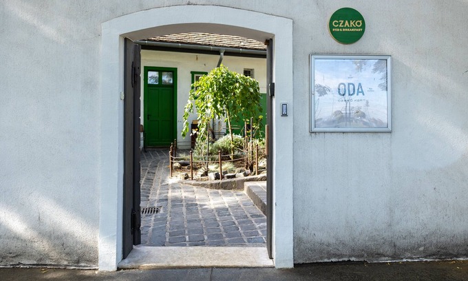 Gellert Hill Hotel | Czakó Bed & Breakfast