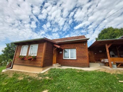 Ujudvar Apartment | Dámszarvas Vendégház