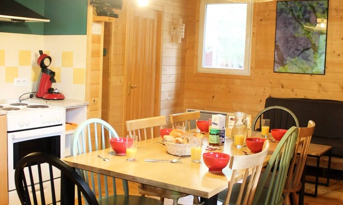 Dienne Ski Chalet | DéfiPlanet' in Dienné - 4 room chalet 6/8 people