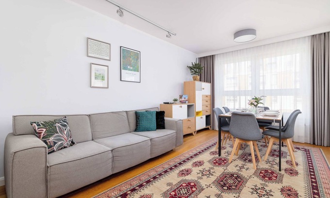 Pradnik Czerwony Apartment | Dąbska 18I | Spacious Apartment | Parking | Desk