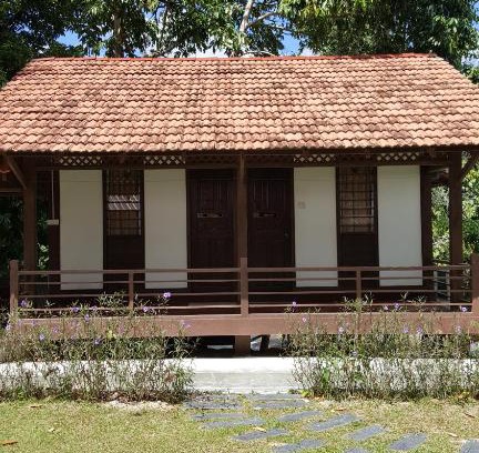 Hulu Perak District Hotel | D'Impiana Riverview Chalet # Lenggong
