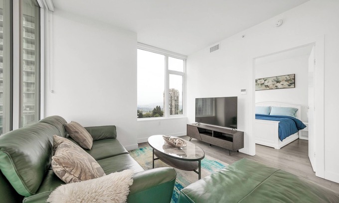 Metrotown Apartment | D8 - Bright & Modern 2BR with Stunning City Views