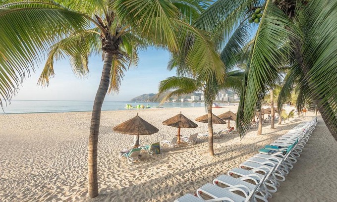 Sanya Hotel | Da Dong Hai Seaside Hotel