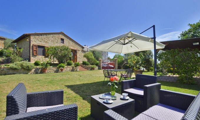 Murlo House | Da Maria, Murlo, Italy