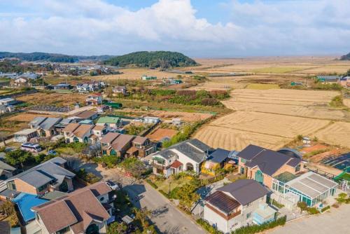 Ansan Villa | Daebudo Siesta Pension