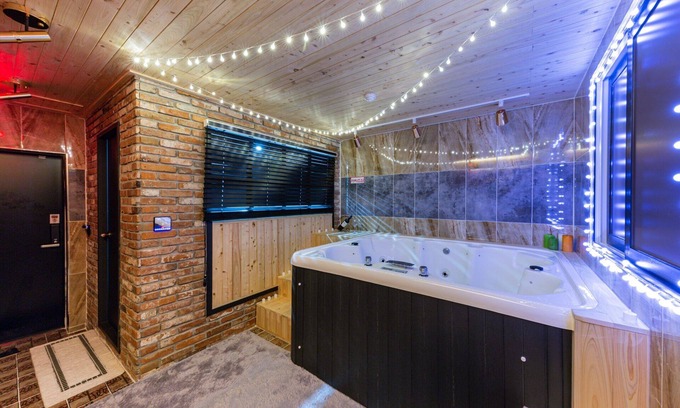 Daedeok-gu Hotel | Daecheon Sintanjn 23st