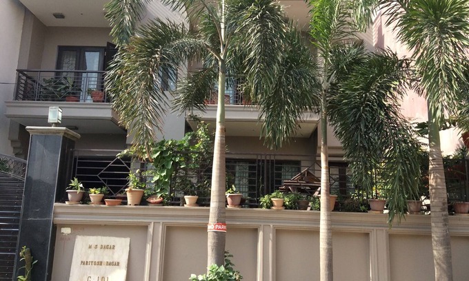 Chhatarpur Bed & Breakfast | Dagar Apartment -Bed and Breakfast