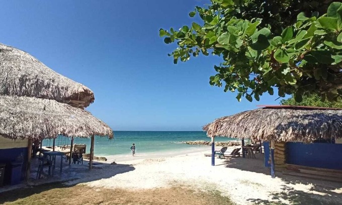 Isla Mucura Hotel | Dahlandia