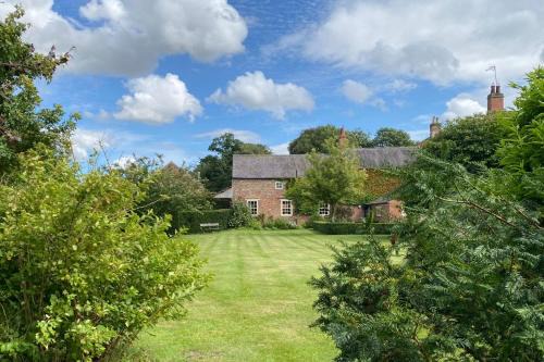 West Heslerton House | Dairy Cottage