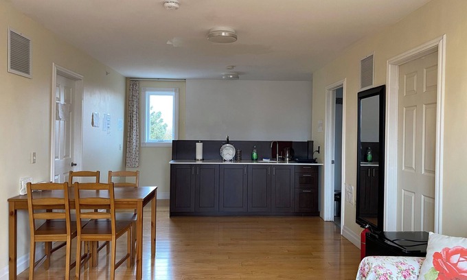 Kennedy Park House | Dairy Homestay