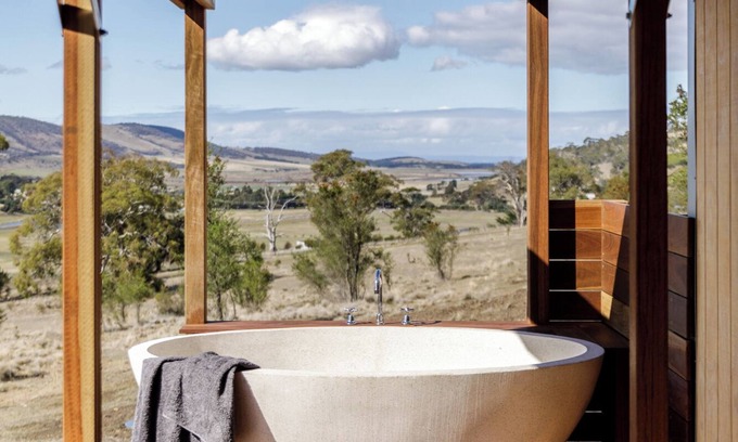 Richmond Hotel | Daisy Bank Cottages