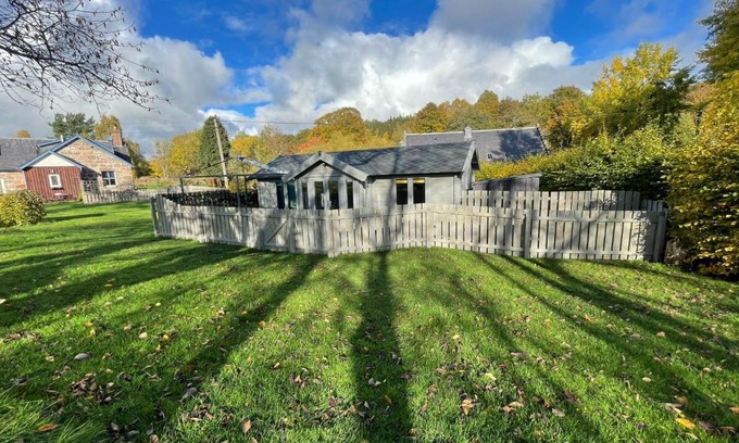 Aboyne Ski Chalet | Daisy Cabin