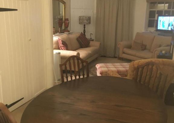 Arundel Apartment | Daisy Cottage