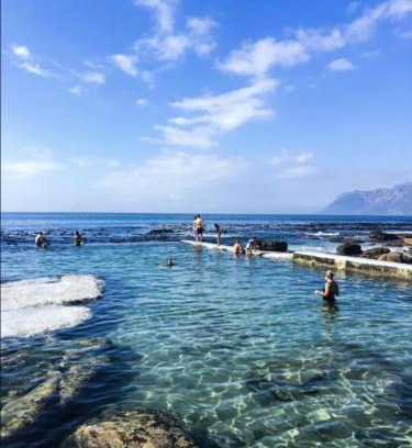 Kalk Bay Apartment | Dalebrook Place Kalk Bay near Tidal Pool