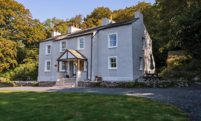 Boot Cottage | DALEGARTH HALL FARM COTTAGE 1, pet friendly in Gosforth