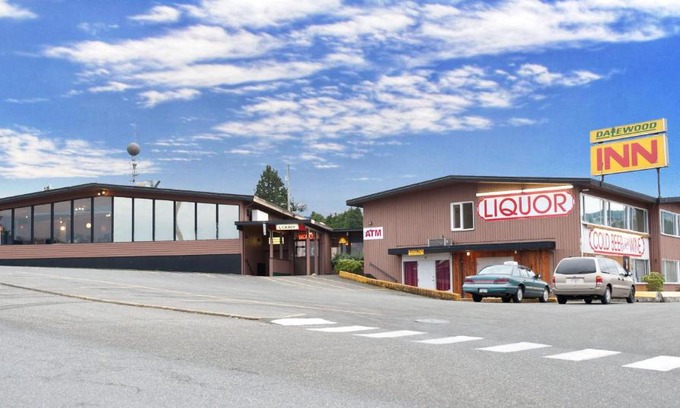 Port McNeill Hotel | Dalewood Inn