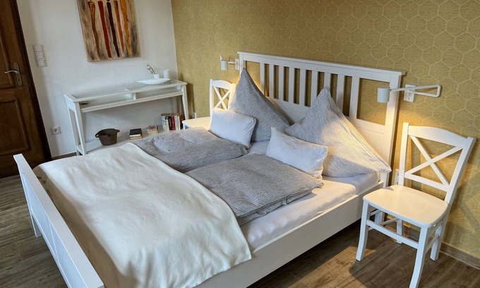 Luedinghausen Apartment | Dalhaus farm: The "sewing room"