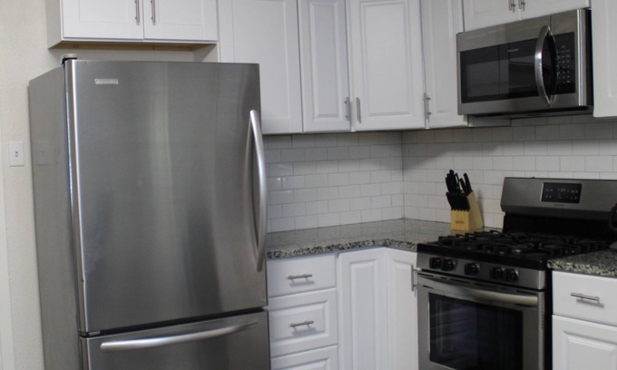 Dallas House | Dallas Fort Worth Home on Fenwick 3 bedroom 2 bath