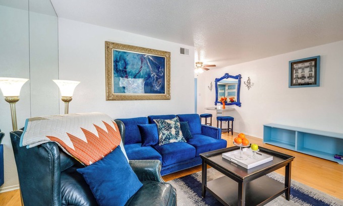 Knox - Henderson Condo | Dallas Vacation Rental Condo w/Community Pool!