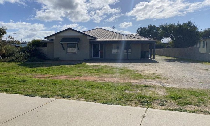 Jurien Bay House | Dalveen Cottage