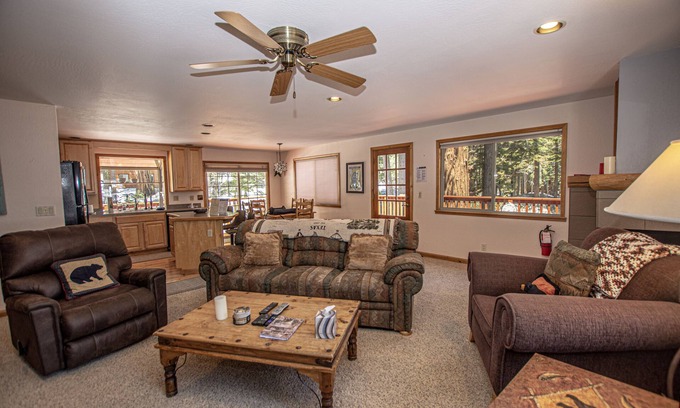Comstock Acres House | Daly's Digs by Hauserman Rental Group