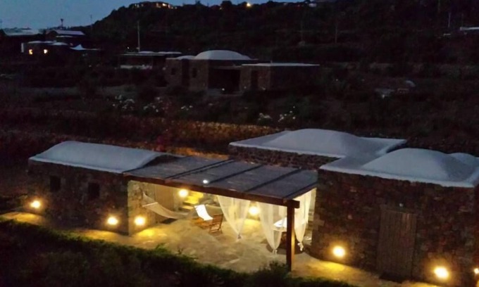 Pantelleria Villa | Dammusi Thienzò sea view sunset