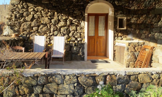 Pantelleria Villa | Dammuso OCRA