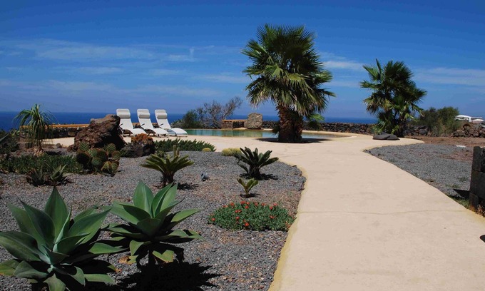 Pantelleria Villa | Dammuso Relax Pantelleria with private pool exclusive use