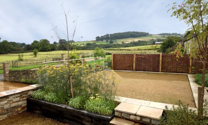 Macclesfield House | Damson holiday cottage is an amazing building with a rich history dating back to the 1850s