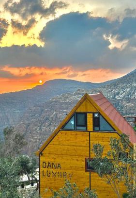 Dana Hotel | Dana luxury huts