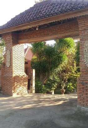 Hu'u House | Dannyjuljolhomestay