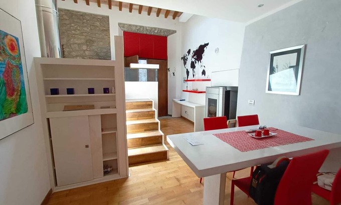 Bagnaia House | Dante's Stars