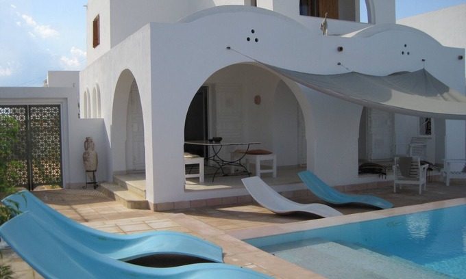 Djerba Midun House | DAR EL MESBAH Beautiful Standing House with Pool 400 m from the sea