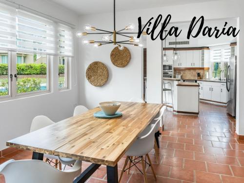Cerro Gordo Villa | Daria Beachfront community steps 2 pool- Generator