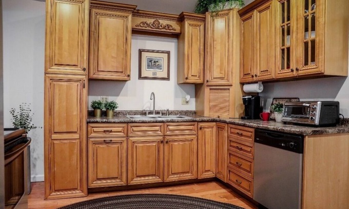 Ligonier Cottage | Darlington cottage Pet-Friendly