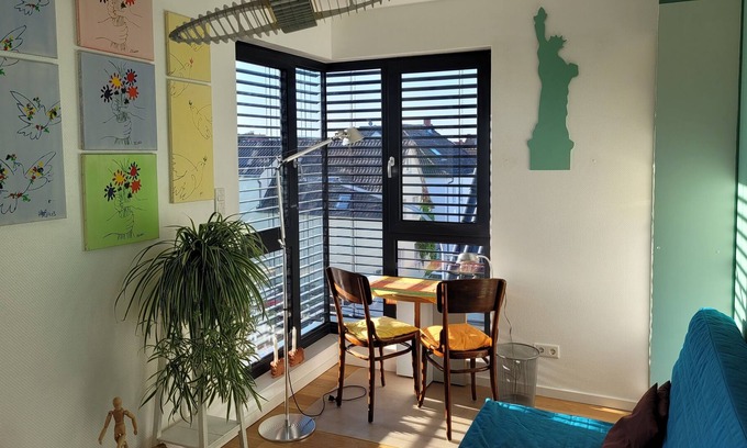 Griesheim Apartment | Darmstadt-Griesheim, sunny room in modern newly built apartment