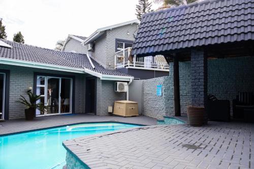 Newcastle House | Darosan Guesthouse