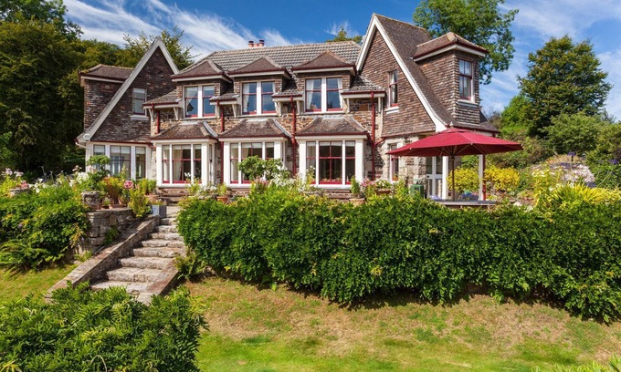 Belstone Villa | Dartmoor Tea House - Seven Bedroom Villa, Sleeps 12