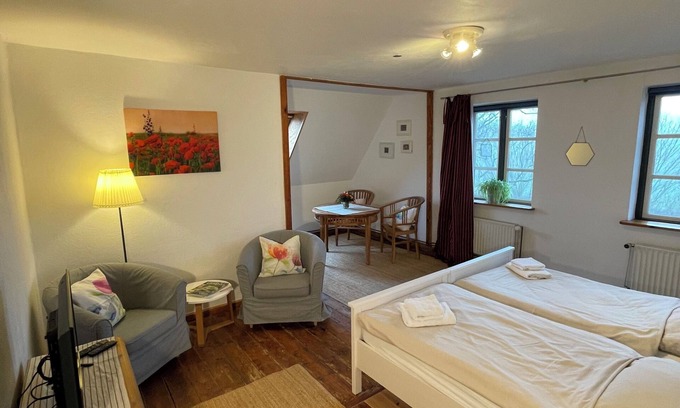 Goemnitz Hotel | Das Abendrote Haus