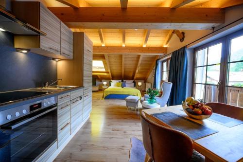 Oberau Apartment | Das Bergquartier - Ferienwohnung Mühlberg