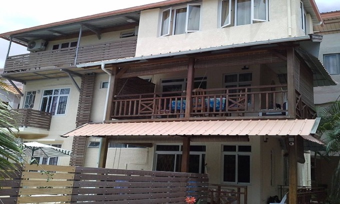 Mont Choisy Apartment | Dauphin Apartment. 2 Bedroom self catering apartment at Mon Choisy Mauritius