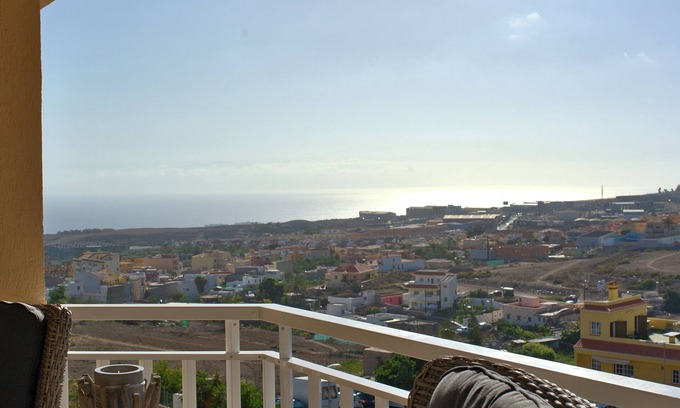 Adeje Condo | David's house sunset experience