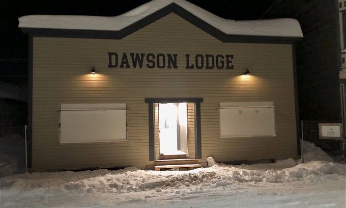 Dawson City Hotel | Dawson Lodge