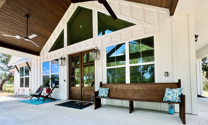 Dripping Springs House | Day Drippin’ Farmstay