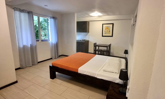 Logon Apartment | Day & Night Accommodations