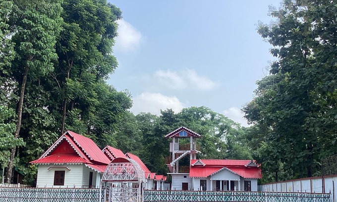 Madari Hat Resort | Day Night Resort & Restaurant Jaldapara Wildlife Century Best Accommodation