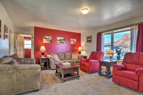 Kanab Apartment | Day Trip to Zion NP Rural Home with Red Rock Views