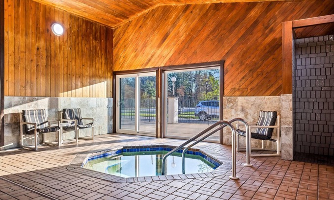 Black River Falls Hotel | Days Inn by Wyndham Black River Falls I-94 on ATV Trail